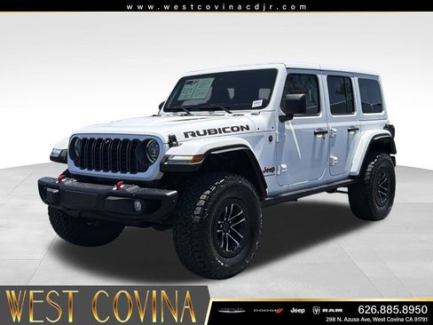 Used 2024 Jeep Wrangler Unlimited Rubicon AWD/4WD image 5