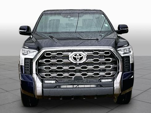 Used 2025 Toyota Tundra Platinum AWD/4WD image 4