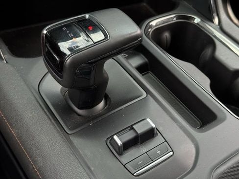 Used 2024 GMC Sierra 1500 AT4 w/ AT4 Premium Package AWD/4WD image 22