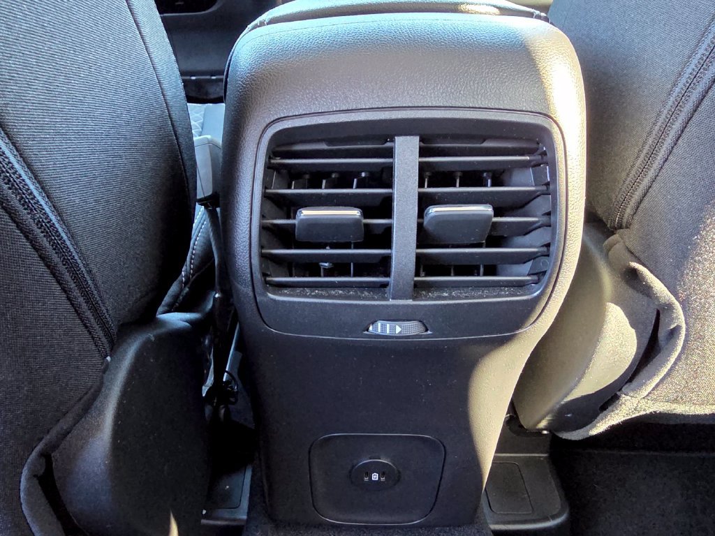 Used 2023 Ford Escape Active AWD/4WD image 30