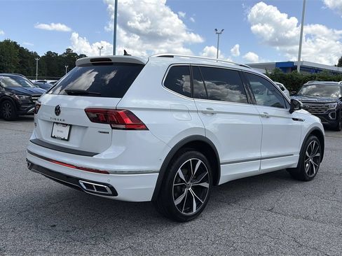 Used 2024 Volkswagen Tiguan SEL R-Line AWD/4WD image 27