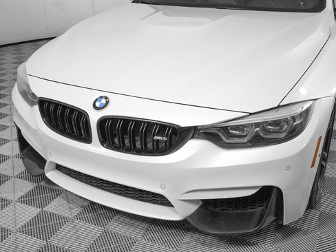 Used 2018 BMW M4 Coupe RWD image 27
