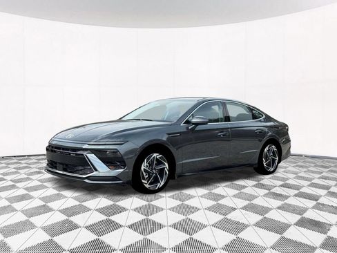 New 2026 Hyundai Sonata SEL FWD image 2