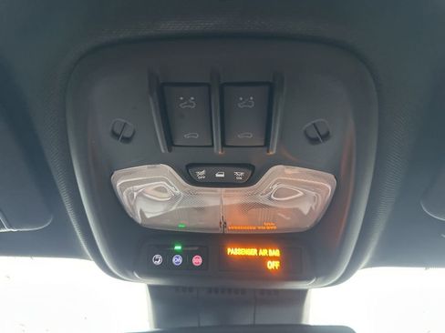Certified 2024 GMC Canyon AT4 w/ LPO, Off Road Lift Package AWD/4WD image 9