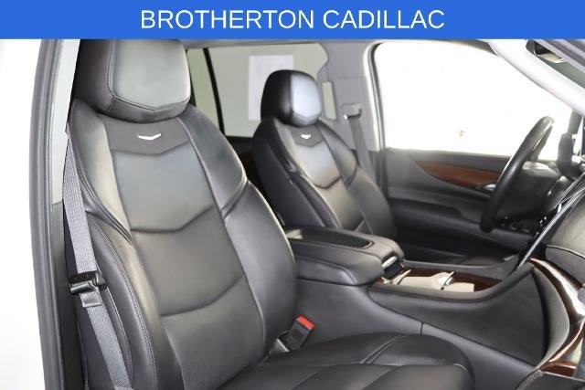 Used 2020 Cadillac Escalade ESV Luxury AWD/4WD image 22