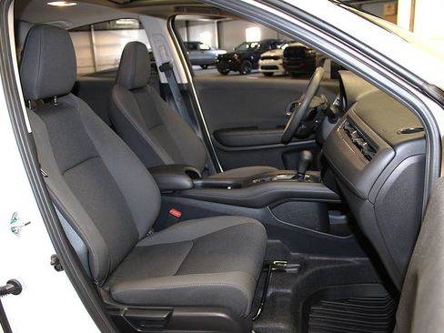 Used 2022 Honda HR-V EX image 27