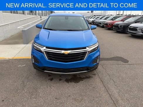 Certified 2024 Chevrolet Equinox LT w/ LPO, Floor Liner Package FWD image 4