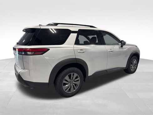 Used 2025 Nissan Pathfinder SV AWD/4WD image 49