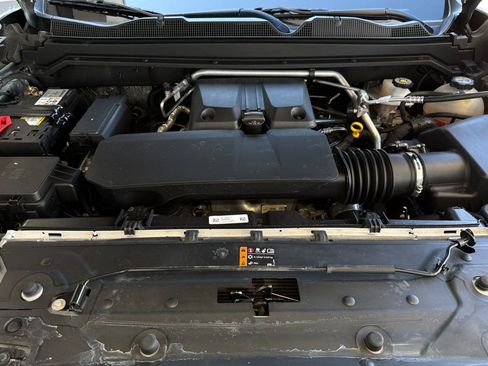 Used 2025 GMC Canyon AT4 w/ AT4 Premium Package image 50