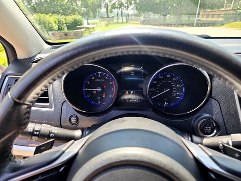 Used 2019 Subaru Outback 2.5i Limited w/ Popular Package #2 image 16