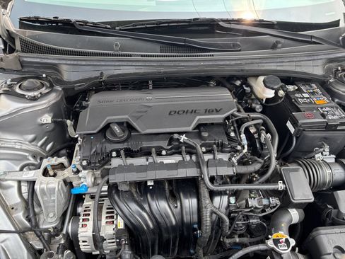 Used 2025 Kia K4 FWD image 32