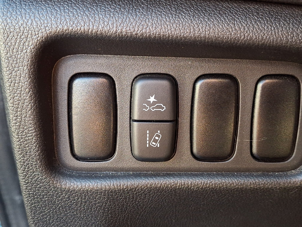 Used 2024 Mitsubishi Outlander Sport ES AWD/4WD image 24