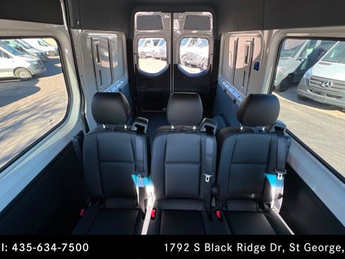 Used 2026 Mercedes-Benz Sprinter 2500 image 23