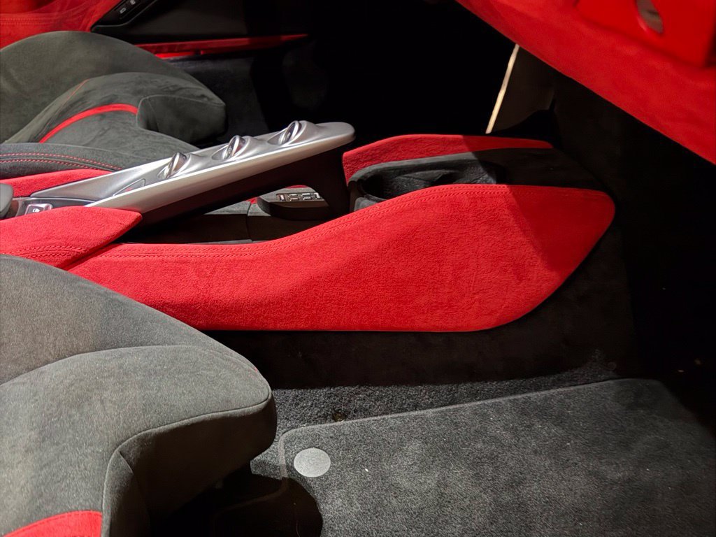 Used 2020 Ferrari F8 Tributo RWD image 26