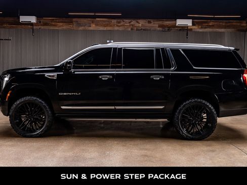 Used 2026 GMC Yukon XL Denali w/ Sun & Power Step Package AWD/4WD image 6