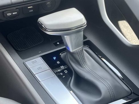 Certified 2025 Hyundai Elantra Sport FWD image 28