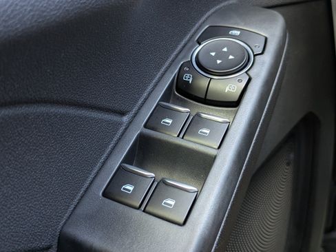 Used 2023 Ford Escape Platinum AWD/4WD image 24