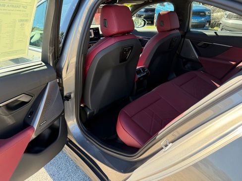 Used 2025 BMW 540i xDrive image 27