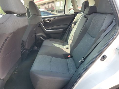 Certified 2025 Toyota RAV4 XLE AWD/4WD image 24