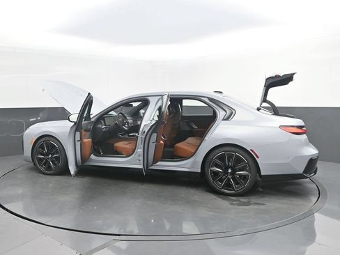 New 2026 BMW 740i w/ Executive Package RWD image 51
