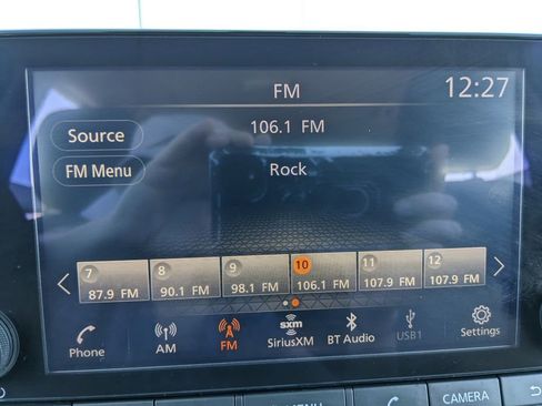 Used 2023 Nissan Rogue SV image 27