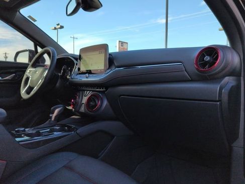 Used 2024 Chevrolet Blazer RS w/ Enhanced Convenience Package image 28