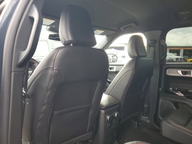 Used 2023 Ford Explorer ST-Line w/ Class IV Trailer Tow Package RWD image 16