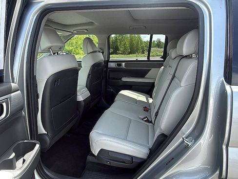 Certified 2024 Hyundai Santa Fe Limited AWD/4WD image 24