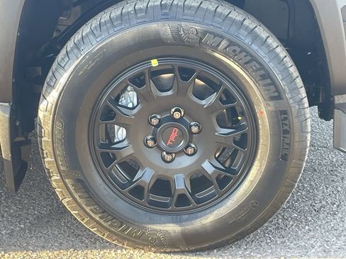 New 2025 Toyota 4Runner TRD Off-Road Premium image 10