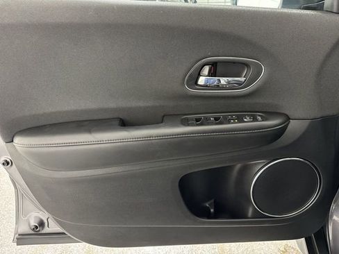 Used 2021 Honda HR-V EX image 20