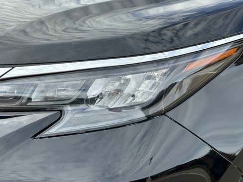 Used 2024 Toyota Sienna XLE image 52