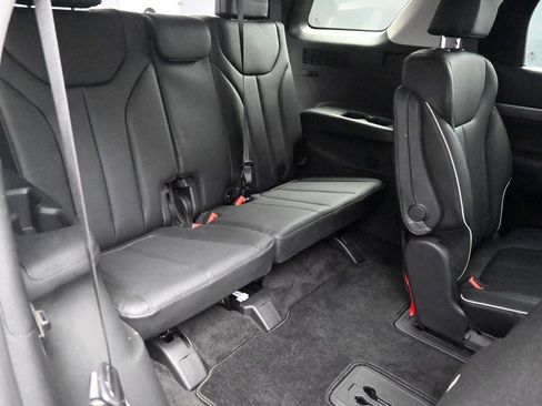 Used 2025 Hyundai Palisade SEL image 24