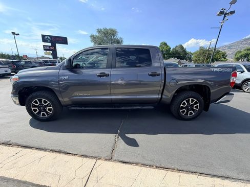 Used 2018 Toyota Tundra SR5 w/ TRD Off Road Package AWD/4WD image 6