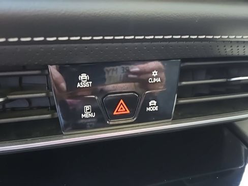 Used 2024 Volkswagen Atlas SEL Premium R-Line AWD/4WD image 57