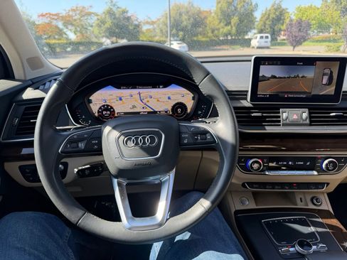 Used 2019 Audi Q5 Prestige w/ Prestige Package AWD/4WD image 12