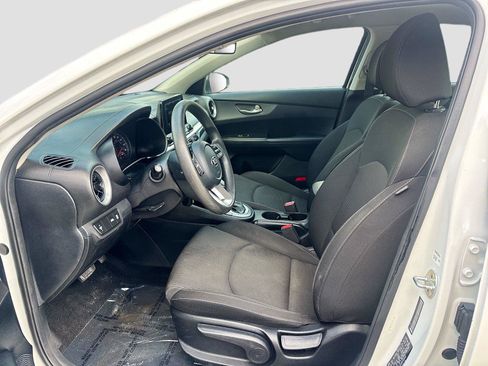 Used 2019 Kia Forte LXS FWD image 19