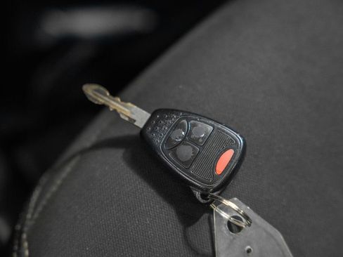 Used 2015 Jeep Wrangler Unlimited Rubicon w/ Connectivity Group image 35