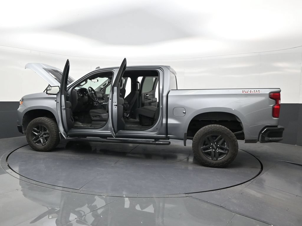 Used 2025 Chevrolet Silverado 1500 Custom Trail Boss AWD/4WD image 30