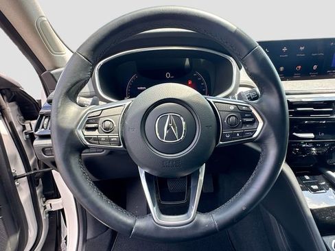 Used 2023 Acura MDX SH-AWD image 15