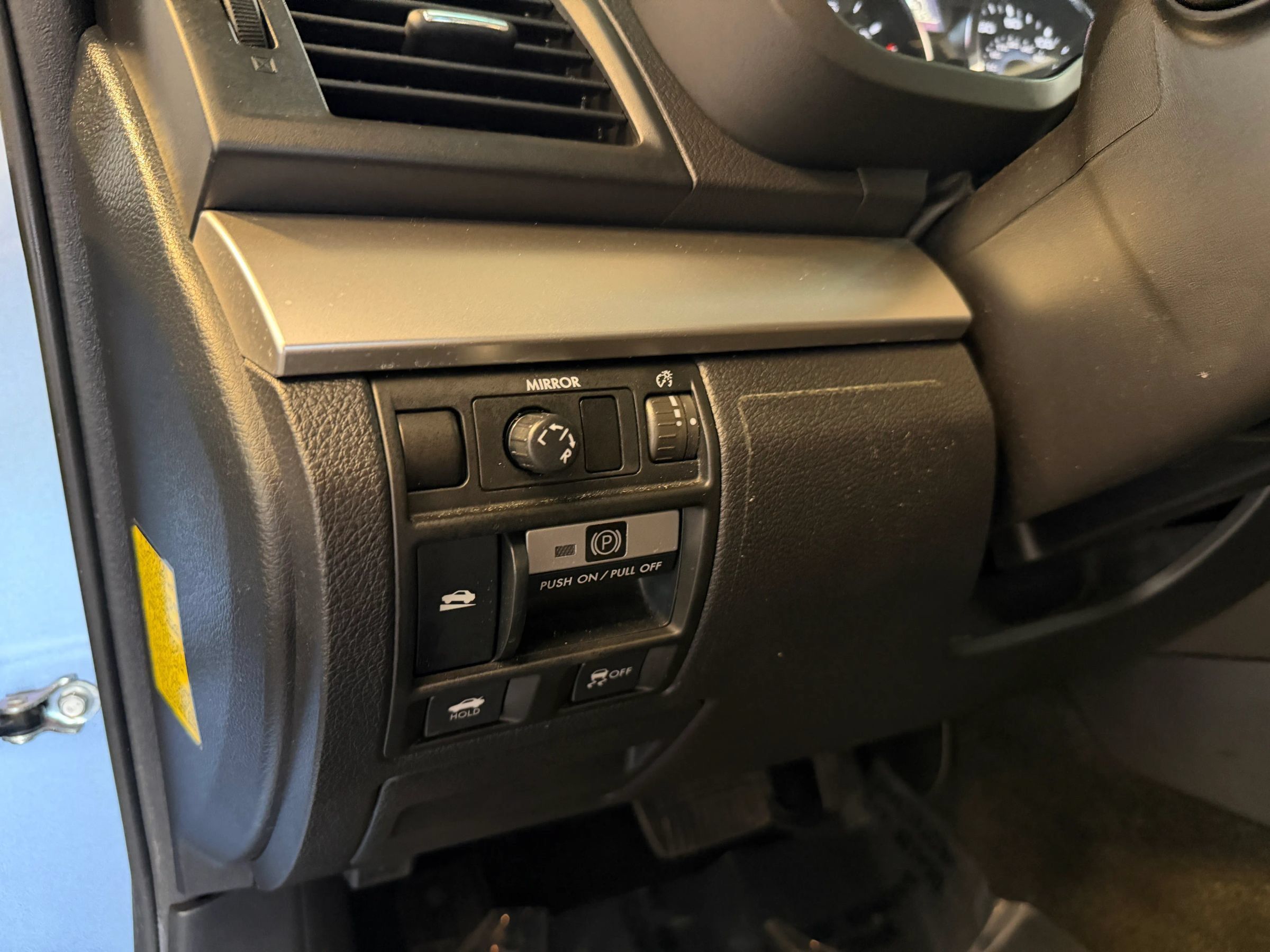 Used 2012 Subaru Legacy 2.5i Premium AWD/4WD image 11