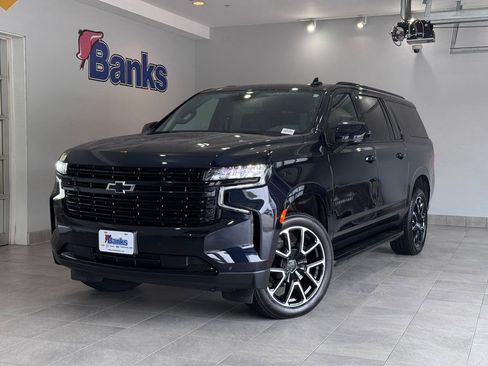 Certified 2024 Chevrolet Suburban RST AWD/4WD image 2