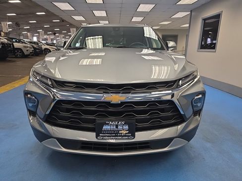 Certified 2024 Chevrolet Blazer LT w/ Convenience Package FWD image 17