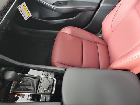 New 2026 MAZDA MAZDA3 Carbon image 25