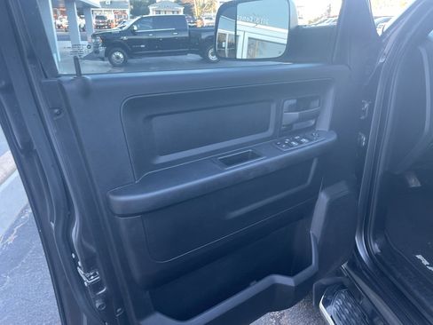 Used 2021 RAM 2500 Tradesman image 11