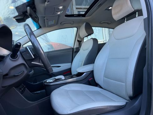 Used 2021 Hyundai Ioniq Limited image 10