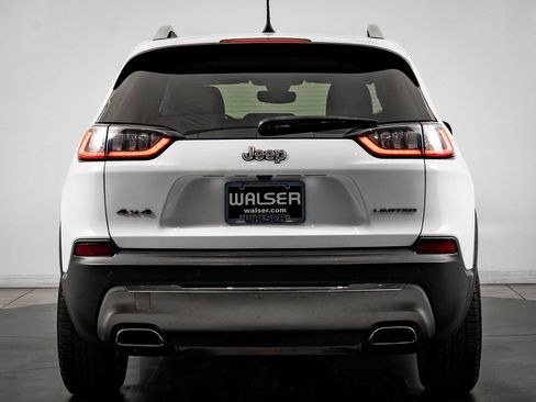 Used 2019 Jeep Cherokee Limited image 10