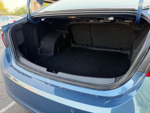 Used 2024 Chevrolet Malibu LT image 33