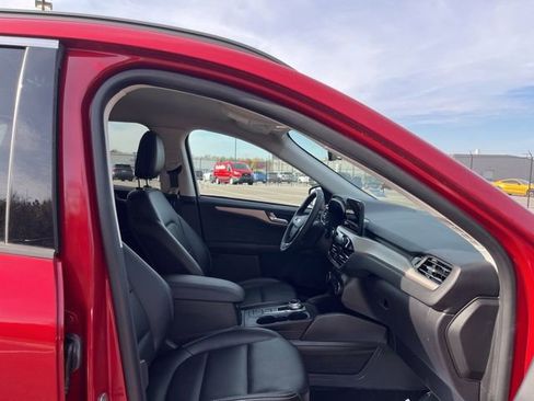 Certified 2022 Ford Escape SEL image 10
