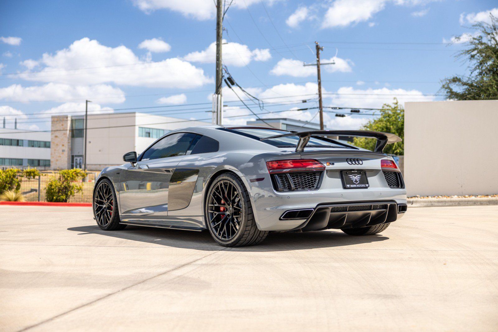 Used 2017 Audi R8 V10 AWD/4WD image 6