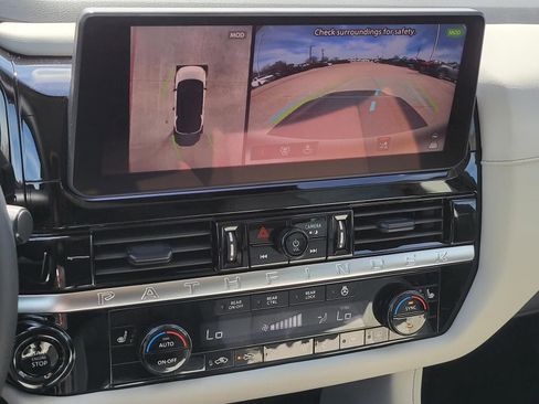 New 2026 Nissan Pathfinder SL AWD/4WD image 22